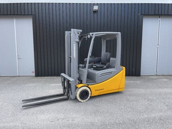 Begagnad motviktstruck 1,8 ton Jungheinrich Eltruck